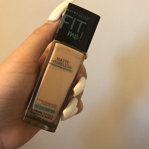 Maybelline Fit Me Foundation